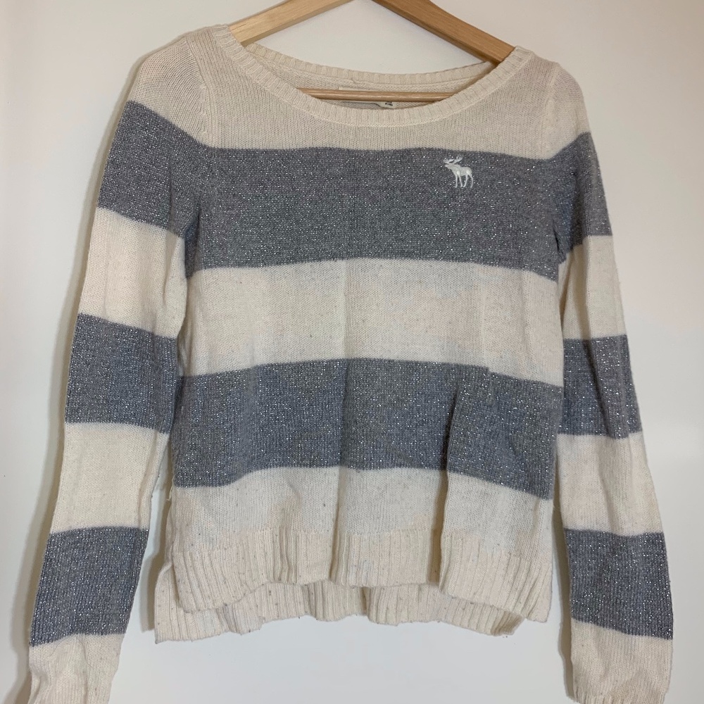 Abercrombie gray and white stripe sweater